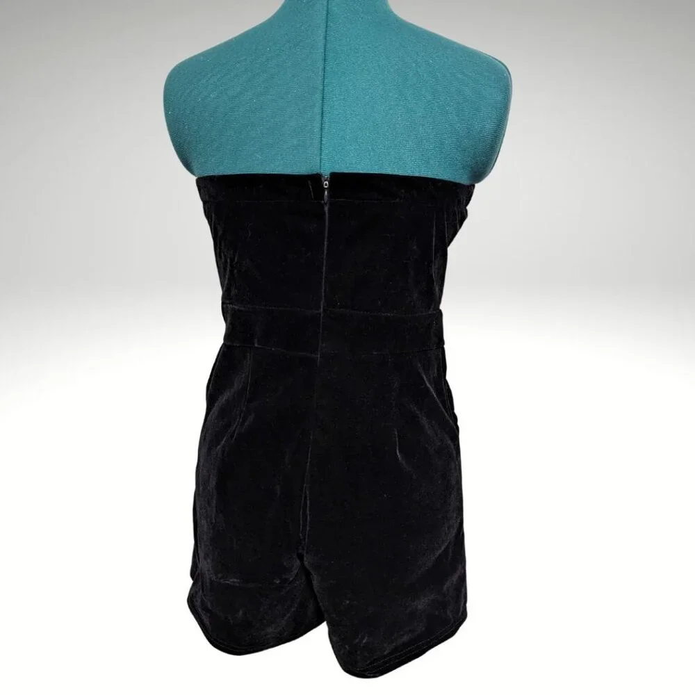 NWT Super Adorable Sailor Strapless Velvet Romper Size S/M - Picture 3 of 9